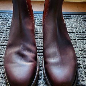 R.M. Williams Men's Gardener Boot in Brown, size 13 US